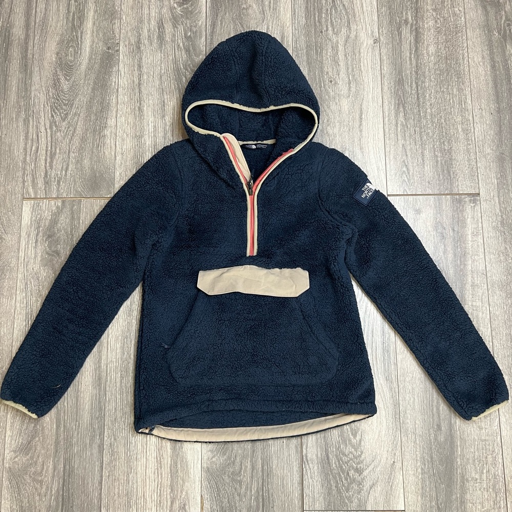 The north face Womens fleeced pullover